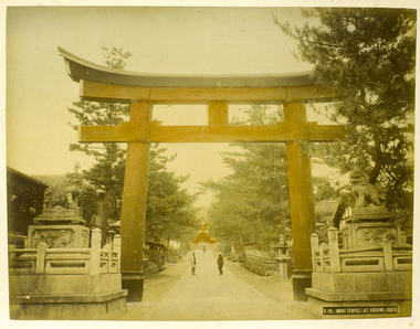 伏見稲荷、京都（「横浜写真アルバム」の内） 画像