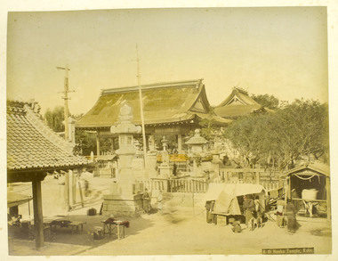 楠公さん（湊川神社）、神戸（「横浜写真アルバム」の内） 画像