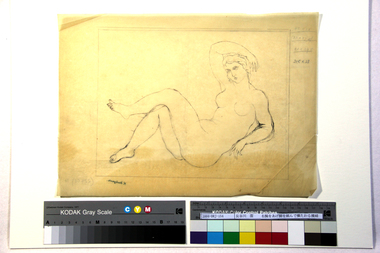 右腕をあげ脚を組んで横たわる裸婦 画像