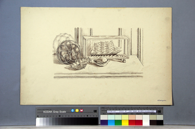 貝殻、玻璃球、船の模型のある窓辺の静物 画像