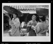 那覇の市場 画像