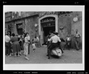 ローマ、スクーターの男 画像